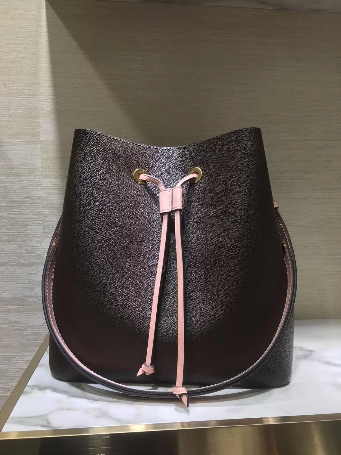 luxurys designers bags NEONOE Bucket Handbags flower Purses Women Tote Brand Letter Genuine Leather Shoulder Bags, Brown
luxurys designers bags NEONOE Bucket Handbags flower Purses Women Tote Brand Letter Genuine Leather Shoulder Bags, Brown