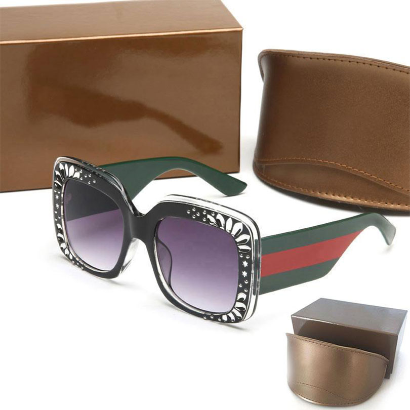 High Quality Womans Sunglasses 3862 Luxury Mens Sun glasses UV Protection men Designer eyeglass Gradient Metal hinge Fashion women spectacles with Original box
High Quality Womans Sunglasses 3862 Luxury Mens Sun glasses UV Protection men Designer eyeglass Gradient Metal hinge Fashion women spectacles with Original box