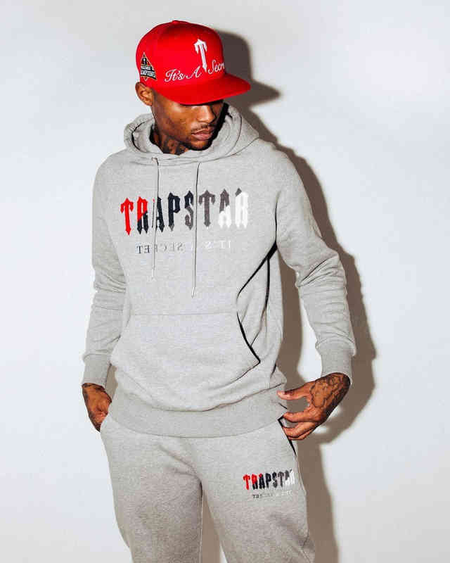 Towel Luxury Designer Trapstar Embroidered Hoodie Decoding Grey Revolution High Street Women Jumpers 1 to 1, Black
Towel Luxury Designer Trapstar Embroidered Hoodie Decoding Grey Revolution High Street Women Jumpers 1 to 1, Black