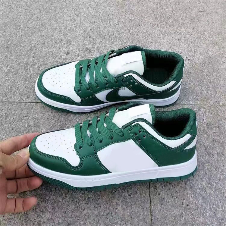 Top quality men women running shoes White Black UNC Coast Green Glow Syracuse Purple Pulse Chunky sb low Laser Orange mens casual sneakers sb dunks sbdunk dunksb 36-44, Color 18 
Top quality men women running shoes White Black UNC Coast Green Glow Syracuse Purple Pulse Chunky sb low Laser Orange mens casual sneakers sb dunks sbdunk dunksb 36-44, Color 18