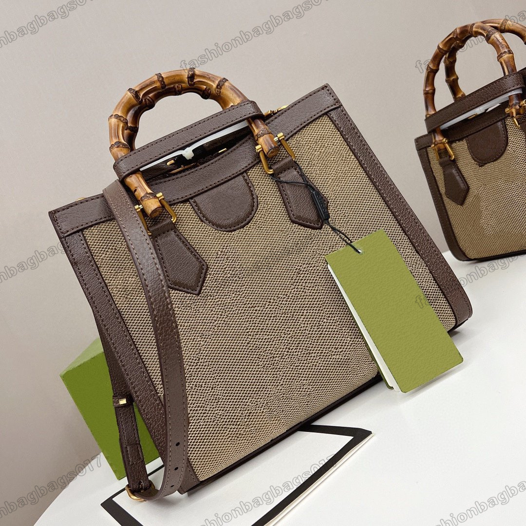 Diana Mini Tote Bag Camel Ebony Jumbo Logo Canvas Crossbody Shoulder Women Business Shopping Luxurys Designers Bags Aria Collection Bamboo Handbag
Diana Mini Tote Bag Camel Ebony Jumbo Logo Canvas Crossbody Shoulder Women Business Shopping Luxurys Designers Bags Aria Collection Bamboo Handbag