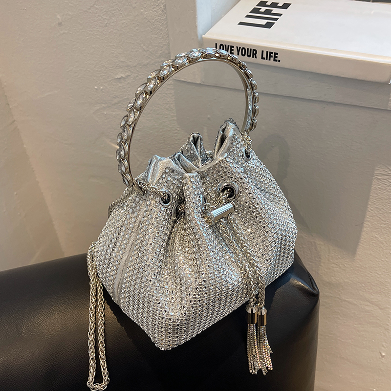 Shiny Mini Diamond Bucket Bags for Women Summer Trendy Crossbody Bags Lady Travel Purses and Handbags Female Shoulder Bag 220616, Silver
Shiny Mini Diamond Bucket Bags for Women Summer Trendy Crossbody Bags Lady Travel Purses and Handbags Female Shoulder Bag 220616, Silver
