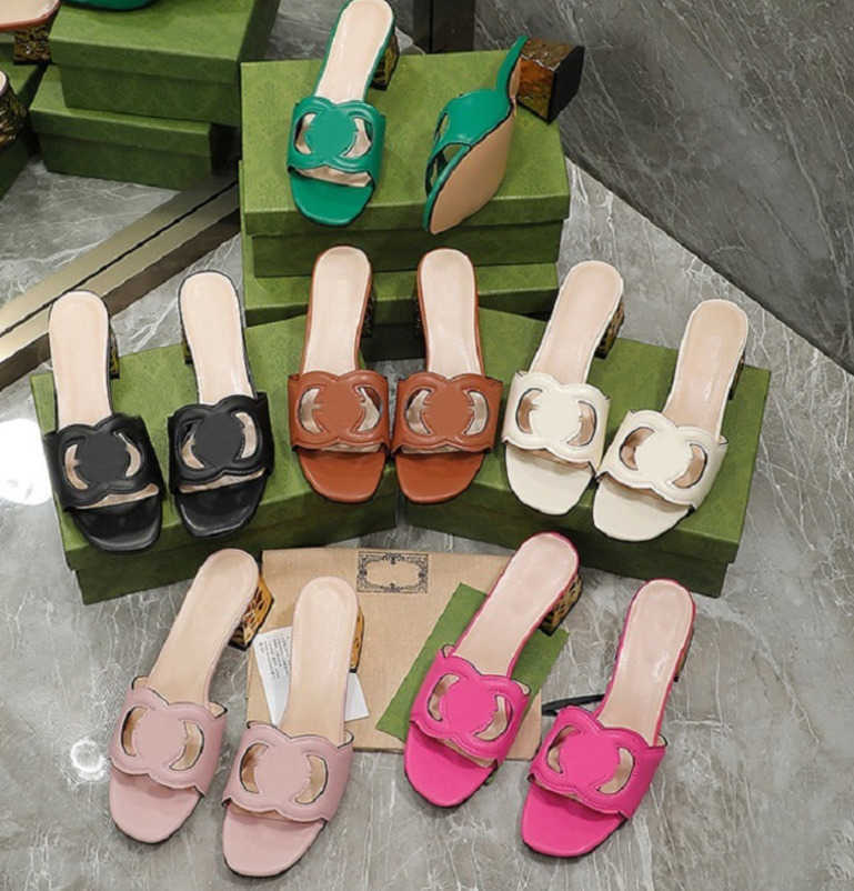 Designer High Heels Sandals Women Interlocking Cut-out Slide Leather Slipper Flat Slides Girls Fashion Rubber Sandal Summer Beach Flip Flops
Designer High Heels Sandals Women Interlocking Cut-out Slide Leather Slipper Flat Slides Girls Fashion Rubber Sandal Summer Beach Flip Flops