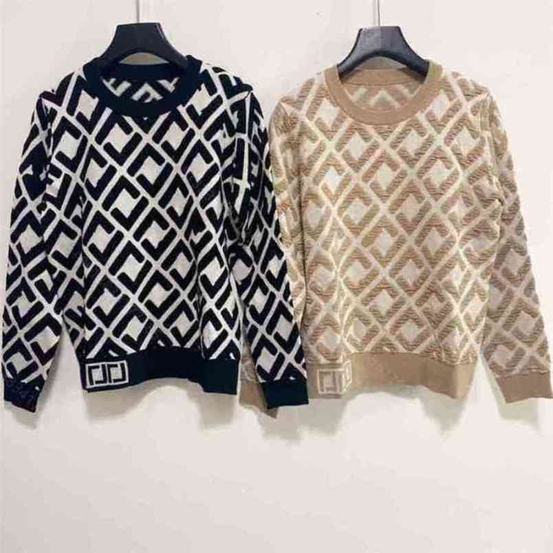 Winter designer Women wool sweater coats ffen brand long-sleeved hoodie sweaters round letter logo knit shirt super elastic wholesale fashion womens design clothes
Winter designer Women wool sweater coats ffen brand long-sleeved hoodie sweaters round letter logo knit shirt super elastic wholesale fashion womens design clothes
