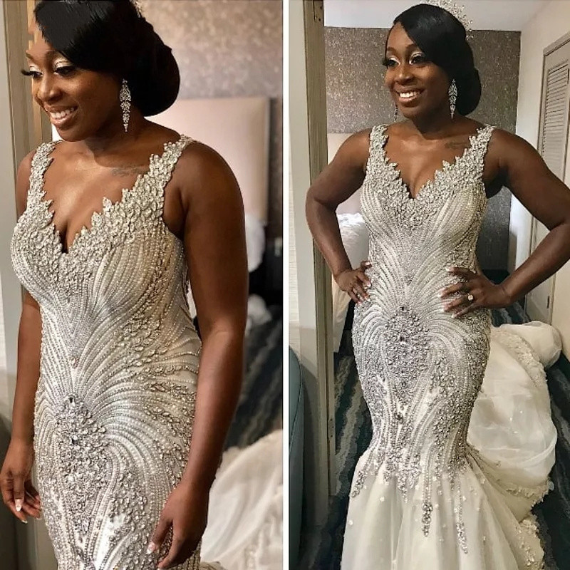 Arabic Mermaid Wedding Dresses 2022 V-neck Royal Train foral Appliques Crystal Pearls Diamond African Black Girl Bride gowns, Red
Arabic Mermaid Wedding Dresses 2022 V-neck Royal Train foral Appliques Crystal Pearls Diamond African Black Girl Bride gowns, Red