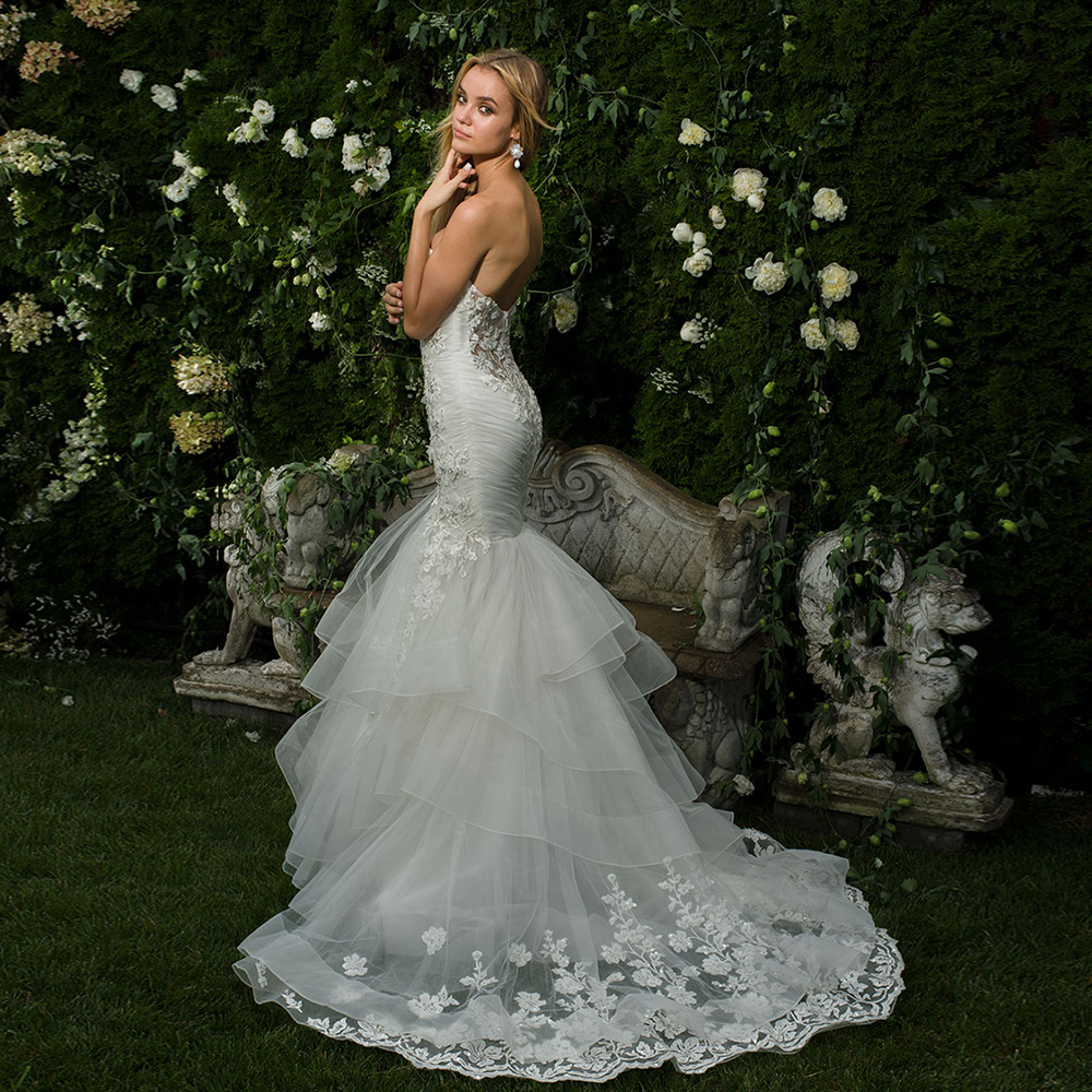 Mermaid Wedding Dress Sleeveless Strapless Sweetheart Lace Elegant Appliques Sequins Floor Length Elegant 3D Lace Bridal Gowns Custom Made Vestido de 
