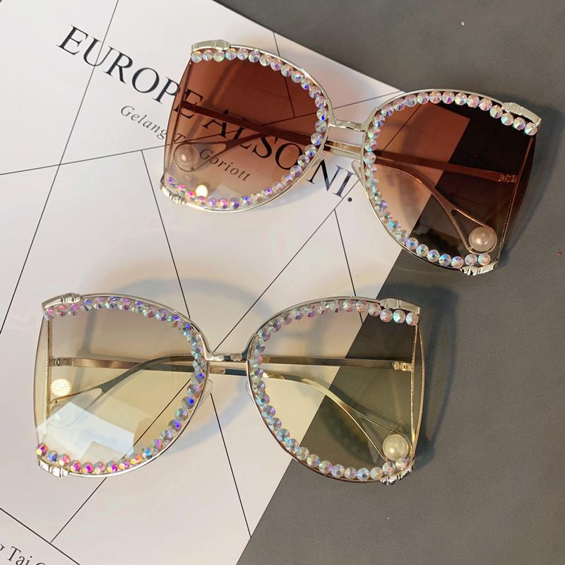 Sunglasses 2022 Women Oversized Bling Diamond Fashion Design Sun Glasses Ladies Luxury Vintage Shades Bulk Oculos
Sunglasses 2022 Women Oversized Bling Diamond Fashion Design Sun Glasses Ladies Luxury Vintage Shades Bulk Oculos