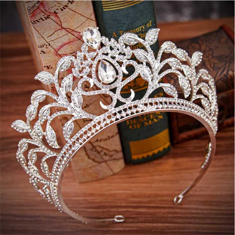 Headpieces Wedding Crown Hair Jewelry Bridal Headpiece Woman Baroque Rhinestones Crystal Tiaras Bride Party Crowns AccessoriesHeadpieces
Headpieces Wedding Crown Hair Jewelry Bridal Headpiece Woman Baroque Rhinestones Crystal Tiaras Bride Party Crowns AccessoriesHeadpieces