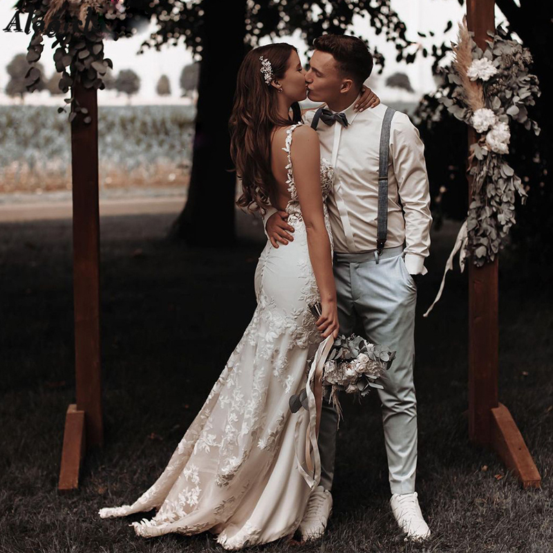 Vintage Backless Garden Wedding Dresses Floral Appliques Bridal Gown Spaghetti Strap Mermaid Mariage Robes 0516