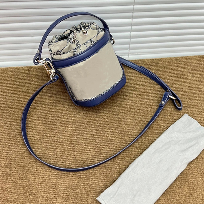 Mini Bucket Bag Women Drawstring Handbag Shoulder Bags Purse Canvas Leather Pouch Classic Lettered Hardware Crossbody Handbags Removable Strap Debbie CARRIE bag, Blue
Mini Bucket Bag Women Drawstring Handbag Shoulder Bags Purse Canvas Leather Pouch Classic Lettered Hardware Crossbody Handbags Removable Strap Debbie CARRIE bag, Blue