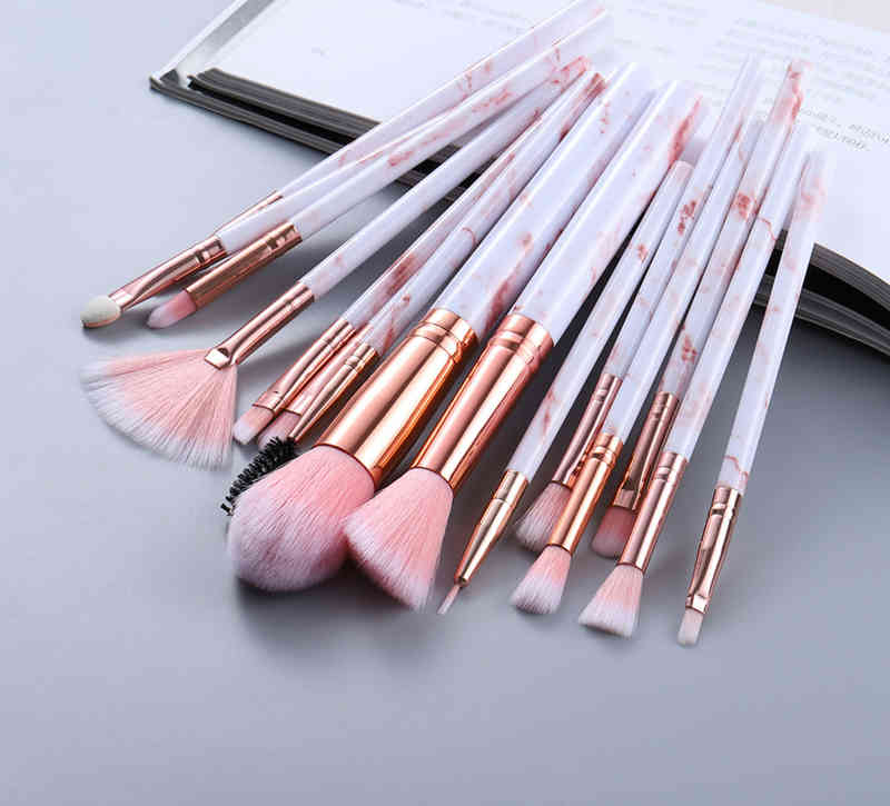 NXY Makeup Brush 5 15pcs es Set Cosmetic Powder Eye Shadow Foundation Blush Blending Beauty Make Up Kabuki Tools Maquiagem 0406
NXY Makeup Brush 5 15pcs es Set Cosmetic Powder Eye Shadow Foundation Blush Blending Beauty Make Up Kabuki Tools Maquiagem 0406
