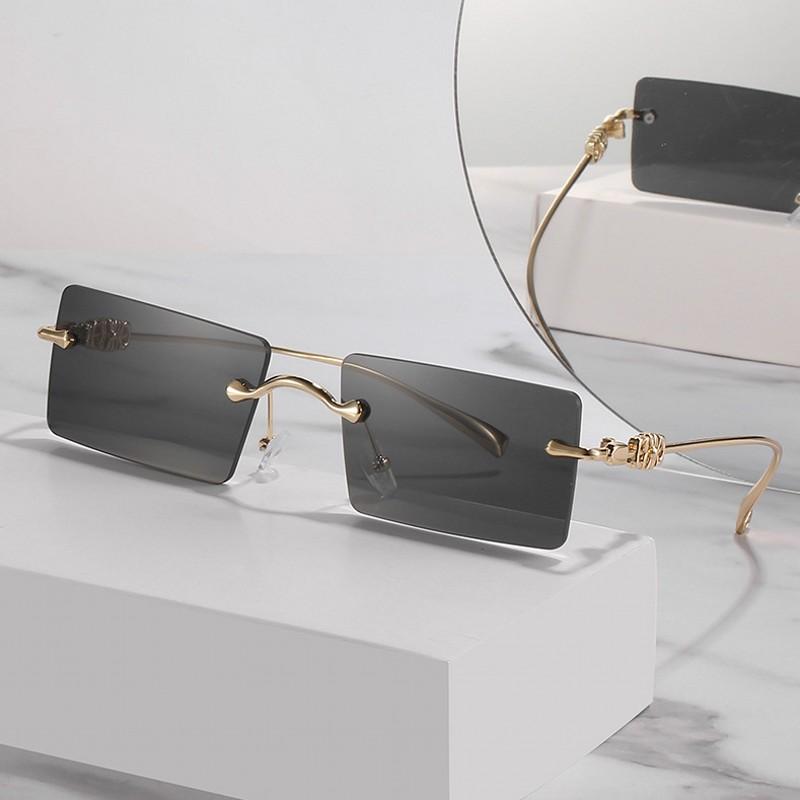 Sunglasses Rimless Small Women Design Gradient Sun Glasses Men Transparent Rectangle Vintage Eyewear UV400SunglassesSunglasses
Sunglasses Rimless Small Women Design Gradient Sun Glasses Men Transparent Rectangle Vintage Eyewear UV400SunglassesSunglasses