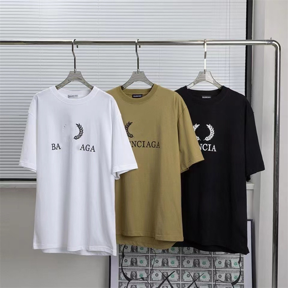 2022 Luxury Mens T Shirt Summer Short Sleeves For Men Women Designer TShirts Printed Tops Casual tshirt Woman Outdoor Man Tees Crew Neck60
2022 Luxury Mens T Shirt Summer Short Sleeves For Men Women Designer TShirts Printed Tops Casual tshirt Woman Outdoor Man Tees Crew Neck60