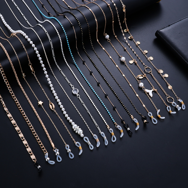 Fashion Pearls Sunglasses Chains for Women Metal Charms Eyeglasses Lanyard Necklace Glasses Holder Strap Cord Eyewear Retainer 220615
Fashion Pearls Sunglasses Chains for Women Metal Charms Eyeglasses Lanyard Necklace Glasses Holder Strap Cord Eyewear Retainer 220615
