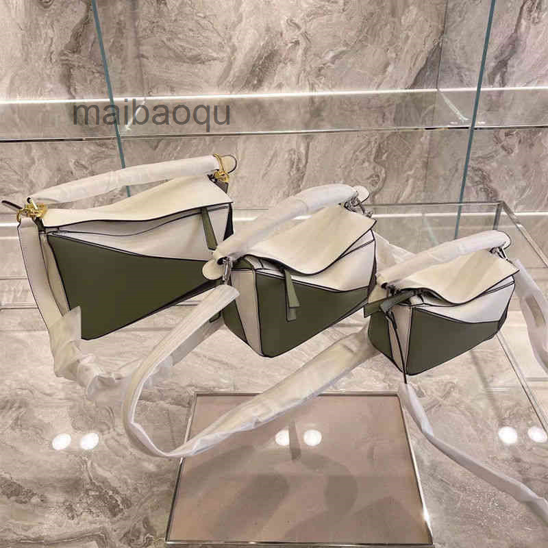 Designer Bags loews Fashion Puzzle 2022 Bag Leather Mini Geometric Portable Splicing Soft Leather Women's Single Diagonal Pillow 3 QS16, Sandy litchi pattern
Designer Bags loews Fashion Puzzle 2022 Bag Leather Mini Geometric Portable Splicing Soft Leather Women's Single Diagonal Pillow 3 QS16, Sandy litchi pattern