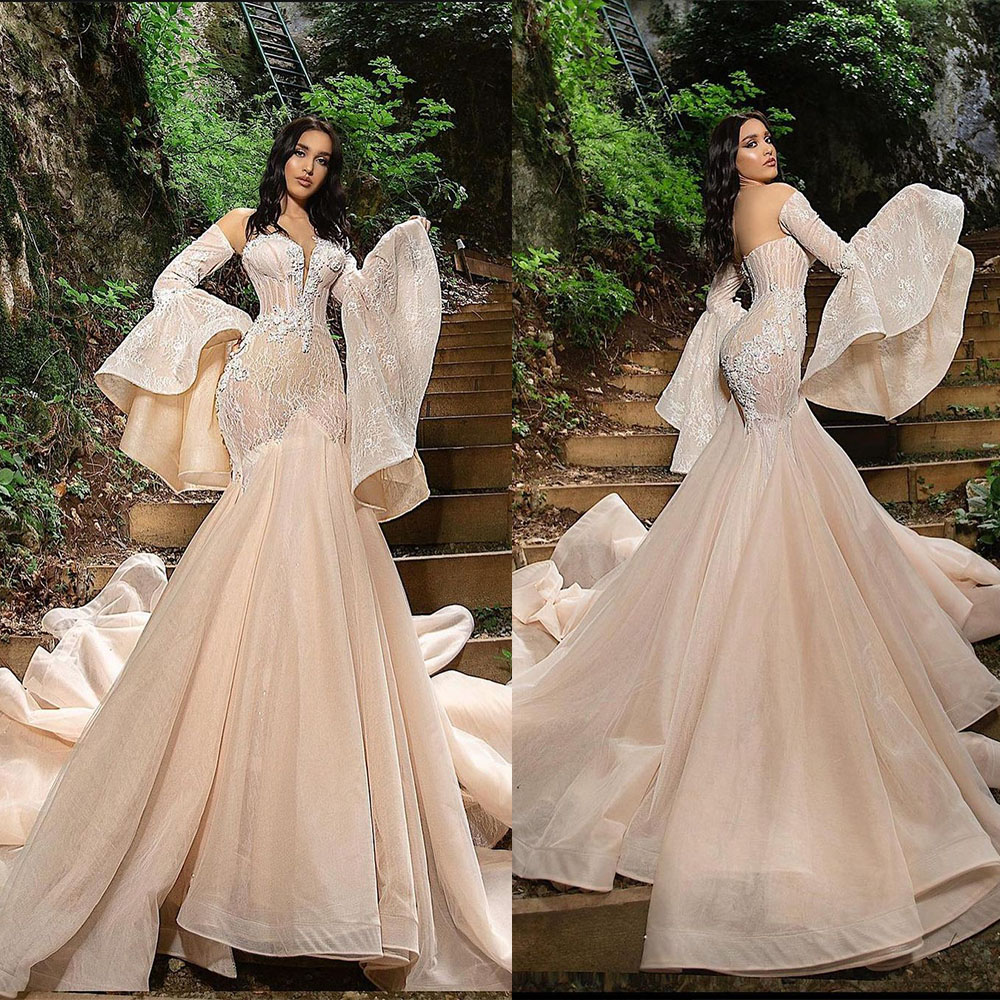 Champagne Mermaid Wedding Dresses Long Sleeves V Neck Appliques Sequins Tulle Applique Sequins Beads Long Train Wedding Gowns Sweep Length Lace Vestid
