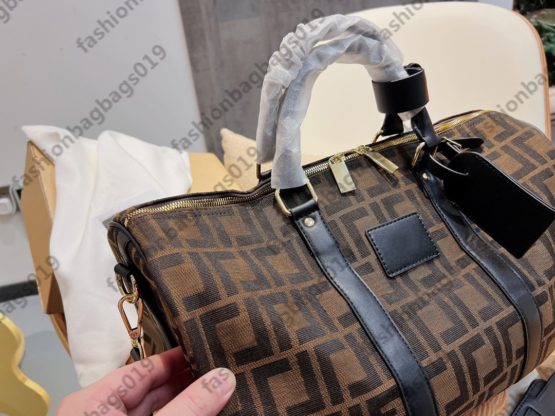 Luxury Designer duffel bag 7VA496 Large capacity Outdoor Traveling Totes Luggage bags Monograms Brown Canvas Letter F printing Black Leather Strap Purse 45cm, No bag;for balance fees
Luxury Designer duffel bag 7VA496 Large capacity Outdoor Traveling Totes Luggage bags Monograms Brown Canvas Letter F printing Black Leather Strap Purse 45cm, No bag;for balance fees