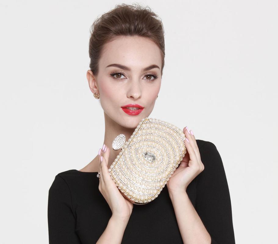 Evening Bags Design Women Beaded Handmade Diamonds Chan Shoulder Messenger Bag Crystal Wedding WY156Evening, Black
Evening Bags Design Women Beaded Handmade Diamonds Chan Shoulder Messenger Bag Crystal Wedding WY156Evening, Black