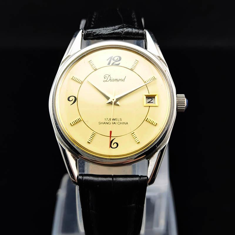 Wristwatches 36mm Classic Retro Shanghai Mechanical Watch Manual Winding Calendar Waterproof Stainless Steel Men's Religio MasculinoWris, 4 no strap
Wristwatches 36mm Classic Retro Shanghai Mechanical Watch Manual Winding Calendar Waterproof Stainless Steel Men's Religio MasculinoWris, 4 no strap