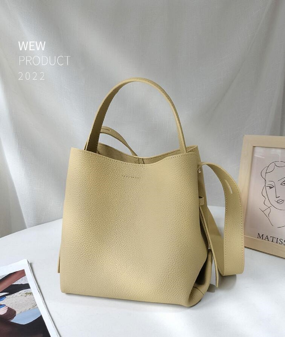 Counter same style 3 piece set Brand handbags Womens chain shoulder bag designers Mini crossbody iphone bag handbags, Beige
Counter same style 3 piece set Brand handbags Womens chain shoulder bag designers Mini crossbody iphone bag handbags, Beige
