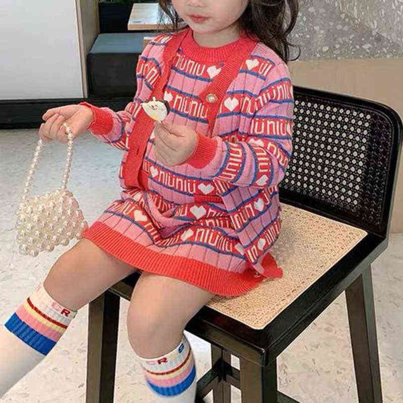 Autumn Winter Girls Sweaters Sets 2022 Letter Knit Cardigan & Vest Dress Kids Cardigan Toddler Girl Sweater Baby Girl Sweater L220715, Pink
Autumn Winter Girls Sweaters Sets 2022 Letter Knit Cardigan & Vest Dress Kids Cardigan Toddler Girl Sweater Baby Girl Sweater L220715, Pink