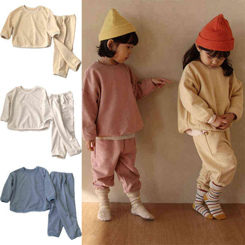2 Pcs Essential Korean Style For Children's Clothes Set Girls Sweatshirts Boys Tracksuit Loose Long Sleeve Top Pants Kids 2-6 Y T220805
2 Pcs Essential Korean Style For Children's Clothes Set Girls Sweatshirts Boys Tracksuit Loose Long Sleeve Top Pants Kids 2-6 Y T220805
