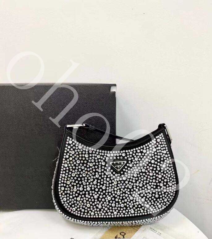 New Cleo Womens Designers Tote Shouler Bags Crystal Embellished Satin Handbags High Quality Ladies 2022 Fashion Underarm Purses Bling
New Cleo Womens Designers Tote Shouler Bags Crystal Embellished Satin Handbags High Quality Ladies 2022 Fashion Underarm Purses Bling