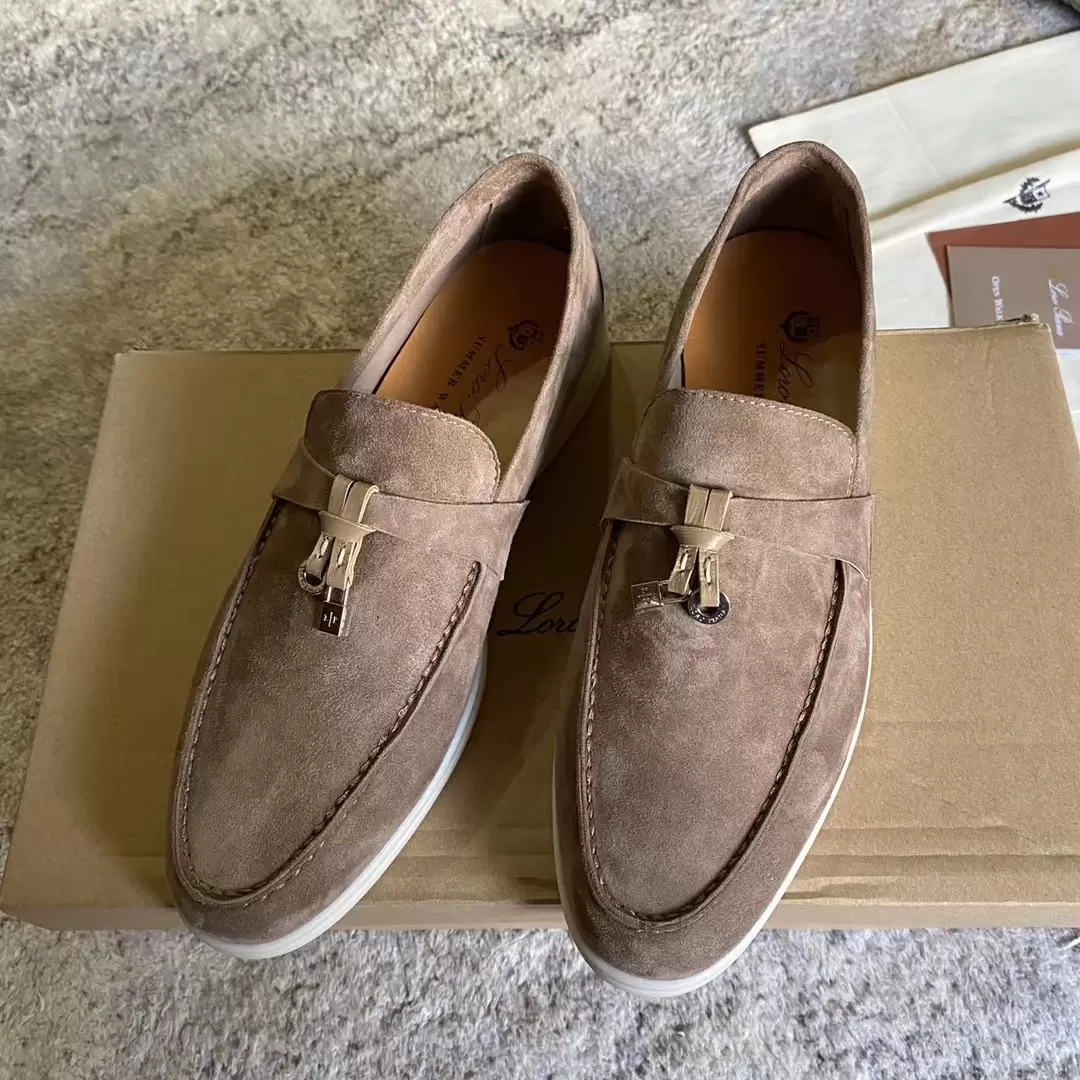 Loro Piana Pianas Summer Walk Shoes Charms embellished Suede Loafers Couple Genuine Leather Casual Slip On Flat For Men Women Luxury Designer Dress Shoe footwear
Loro Piana Pianas Summer Walk Shoes Charms embellished Suede Loafers Couple Genuine Leather Casual Slip On Flat For Men Women Luxury Designer Dress Shoe footwear