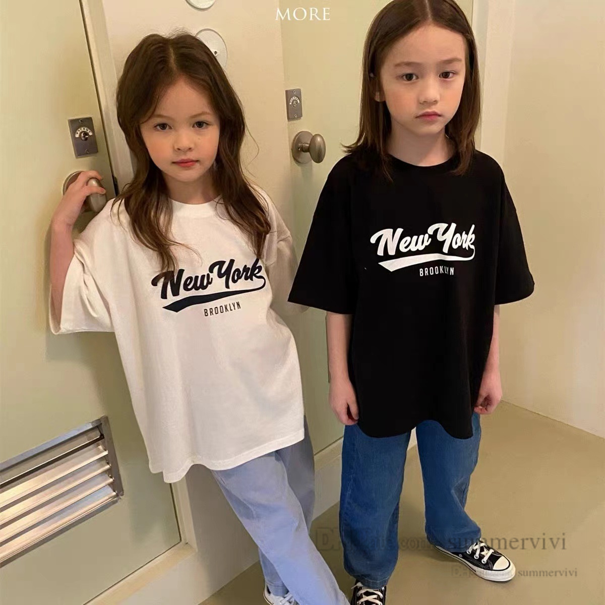 Fashion kids letter printed T-shirt girls round collar short sleeve casual tops boys sports tees 2022 summer children clothes Q6088, Black 
Fashion kids letter printed T-shirt girls round collar short sleeve casual tops boys sports tees 2022 summer children clothes Q6088, Black