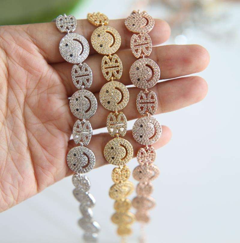 Charm Bracelets Brand Woman 2022 Sparking Micro Pave Clear Zirconia Happy Face Link Chain Unique Stylish BraceletCharm