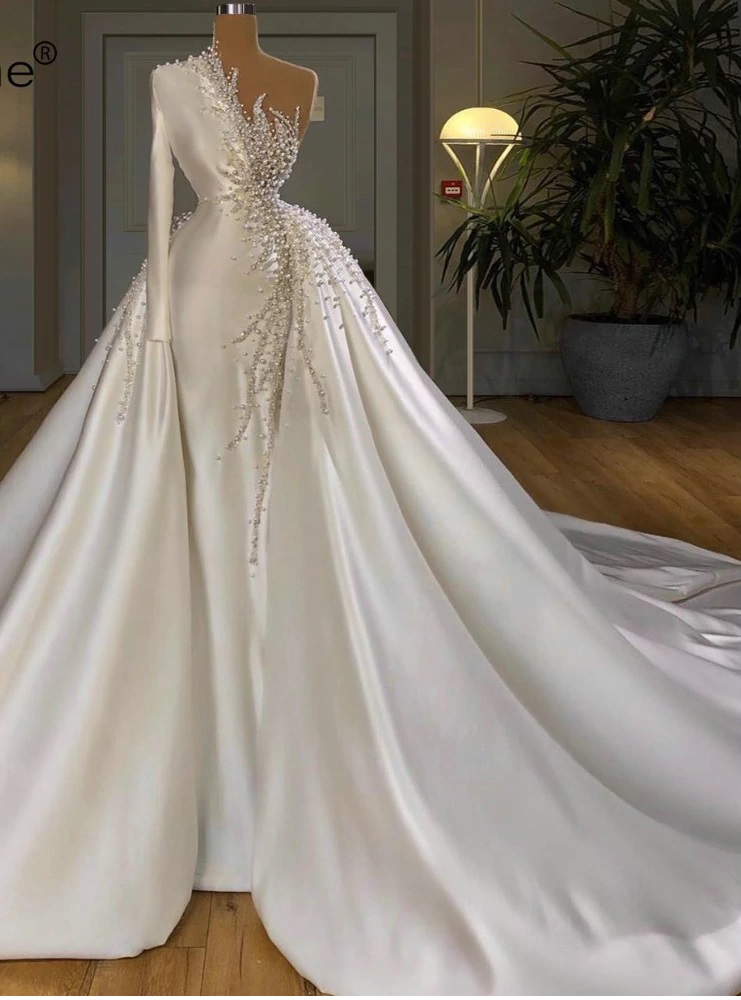Ball Gown Wedding Dresses Pearls Sleeves One Shoulder Long Train Vintage Robes De Soiree