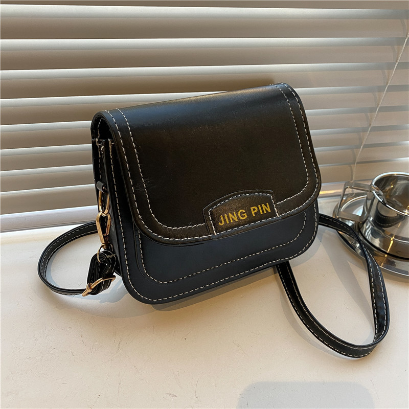 HBP Women Lady Messenger Bags Small Pattern Satchel Luxurys Designers Genuine Leather Shoulder Bag Chain Handbags Purse Man Blue, Blue embroider letter strap
HBP Women Lady Messenger Bags Small Pattern Satchel Luxurys Designers Genuine Leather Shoulder Bag Chain Handbags Purse Man Blue, Blue embroider letter strap