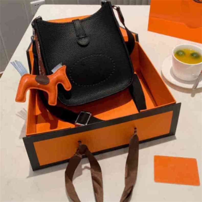 Designer Herme Handbags Bags Fashion Clutch Bags Backpack Shoulder Bags Girl Crossbody Bag Real Leather Purses Women handbag, Red
Designer Herme Handbags Bags Fashion Clutch Bags Backpack Shoulder Bags Girl Crossbody Bag Real Leather Purses Women handbag, Red