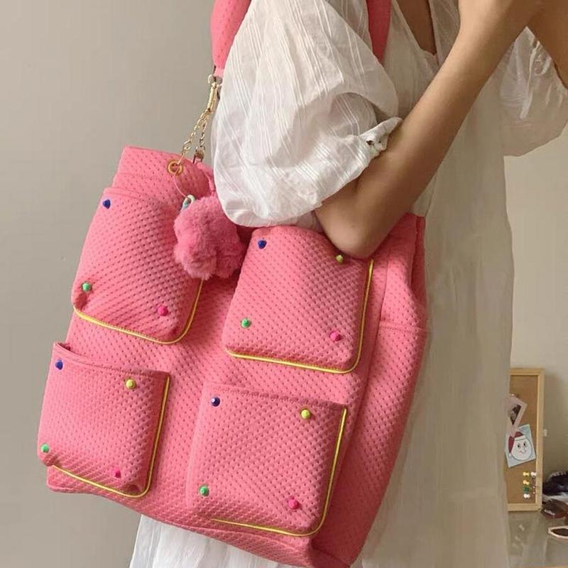 Evening Bags Fashion Niche Design Tote Bag Female Large-capacity Girl Pink Cloth Chain Shoulder Three-dimensional Women HandbagsEvening
Evening Bags Fashion Niche Design Tote Bag Female Large-capacity Girl Pink Cloth Chain Shoulder Three-dimensional Women HandbagsEvening