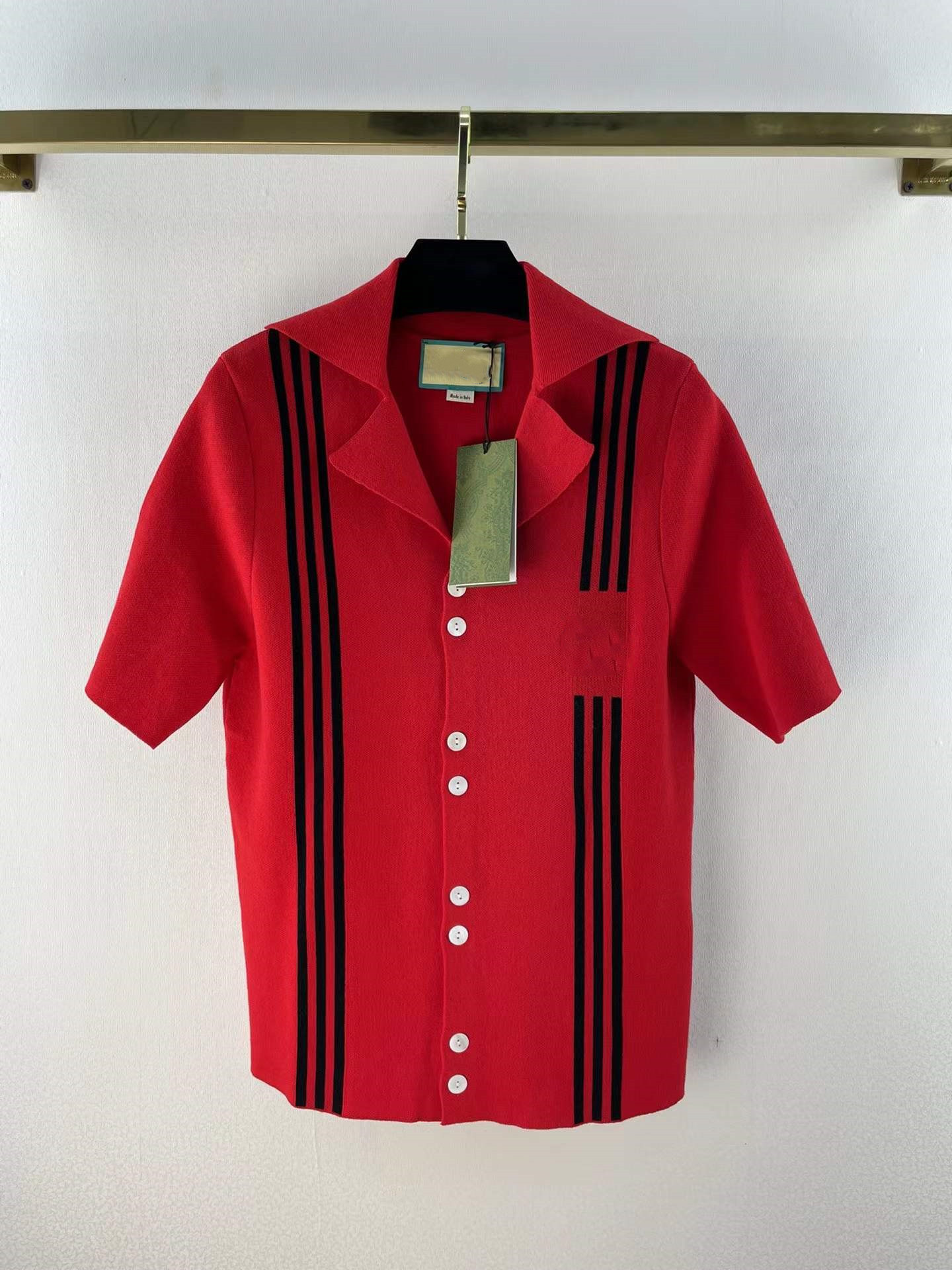 Milan Runway Sweaters 2022 Summer Autumn Lapel Neck Short Sleeve High End Jacquard Cardigan Women' Designer Clothing 0527-7, Red
Milan Runway Sweaters 2022 Summer Autumn Lapel Neck Short Sleeve High End Jacquard Cardigan Women' Designer Clothing 0527-7, Red