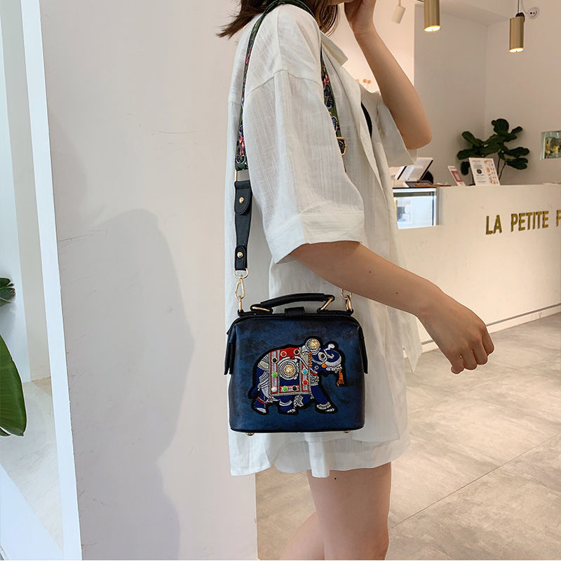 Vintage Embroidery Elephant Bag Bags Wide Butterfly Strap PU Leather Women Shoulder Crossbody Bag Tote Women's Handbags Purses 220413