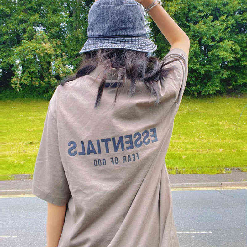 sleeve God high Fear Men's Gray of neck lettered polo street short shirt Versatile Slim Fit 21ss And Women's multi Black Apricot thread Grey V ess button silicone
sleeve God high Fear Men's Gray of neck lettered polo street short shirt Versatile Slim Fit 21ss And Women's multi Black Apricot thread Grey V ess button silicone