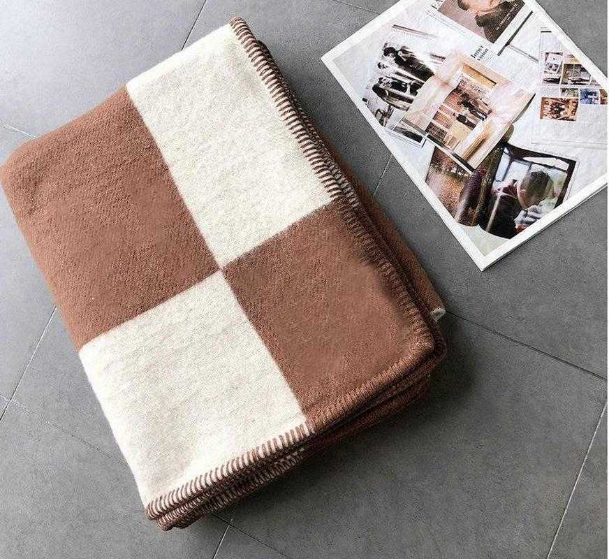 Pillow Letter and Cashmere Blanket Cases Crochet Soft Wool Plaid Sofa Fleece Knitted Blankets Covers