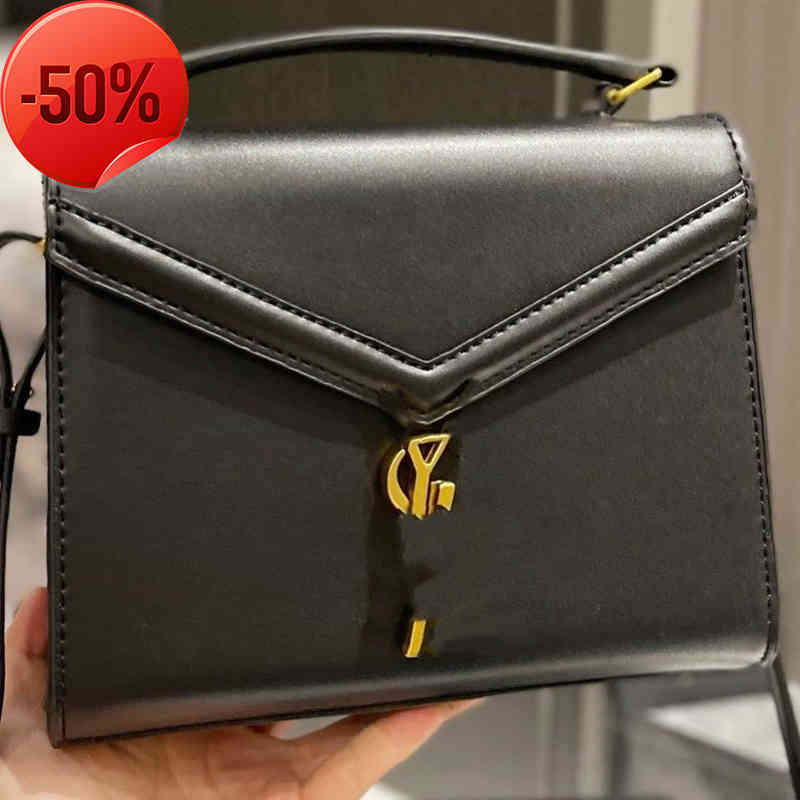 Designer Bags 2022 New Style Is Coming It's Versatile and Fashionable It Don't Pick People's Capacitytote Bag purses ladies luxury handbags Factory Low price, Black
Designer Bags 2022 New Style Is Coming It's Versatile and Fashionable It Don't Pick People's Capacitytote Bag purses ladies luxury handbags Factory Low price, Black