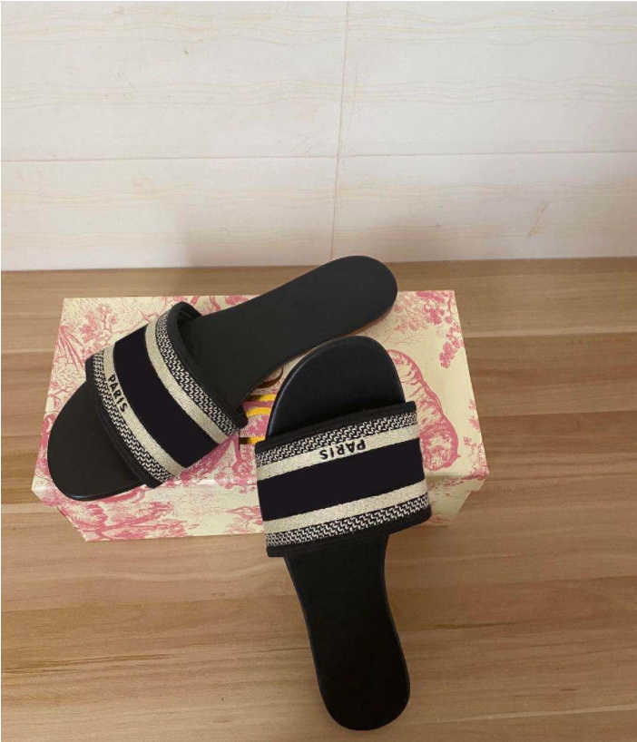 Sandals Slippers Flat Dways Beach Womens Shoes Beach Luxury Brand Leather Summer Embroidery Fashion Big Head Rainbow Letters, Chocolate
Sandals Slippers Flat Dways Beach Womens Shoes Beach Luxury Brand Leather Summer Embroidery Fashion Big Head Rainbow Letters, Chocolate