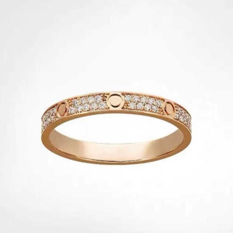 2022 Love Ring with Full Zircon 4mm Width Wedding Rings Woman Jewelry LoveRings Anniversary gift only packed on Velet Bag S12100
2022 Love Ring with Full Zircon 4mm Width Wedding Rings Woman Jewelry LoveRings Anniversary gift only packed on Velet Bag S12100