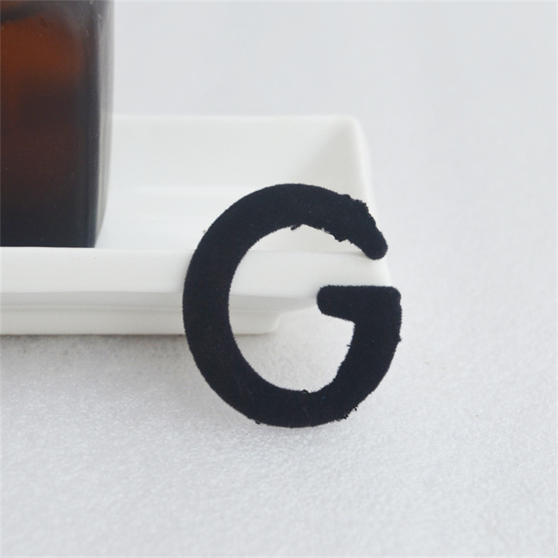 Simple Black Letter Brooches Fashion Chic Unisex Metal Brooch Versatile Personality Corsage Pins