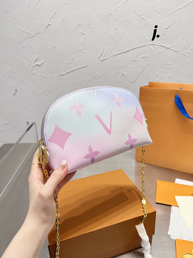 Spring In The City Women Shell Shouder Bag Handbags Wallets Gradient Luxurys Designers Handbag Classic Flower Bag Golden Chain crossbody Travel Wallet Zip 22cm, Pink
Spring In The City Women Shell Shouder Bag Handbags Wallets Gradient Luxurys Designers Handbag Classic Flower Bag Golden Chain crossbody Travel Wallet Zip 22cm, Pink