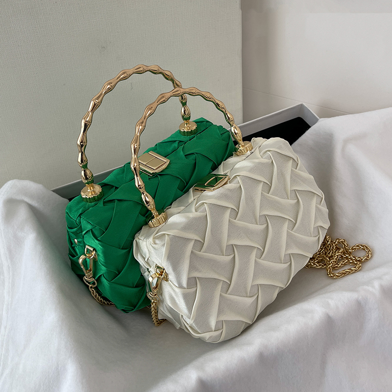 Women Metal Handle Small Braided Fabric Shoulder Sling Bags Summer Designer Brand Fashion Cute Crossbody Bag Handbag 220616, White
Women Metal Handle Small Braided Fabric Shoulder Sling Bags Summer Designer Brand Fashion Cute Crossbody Bag Handbag 220616, White