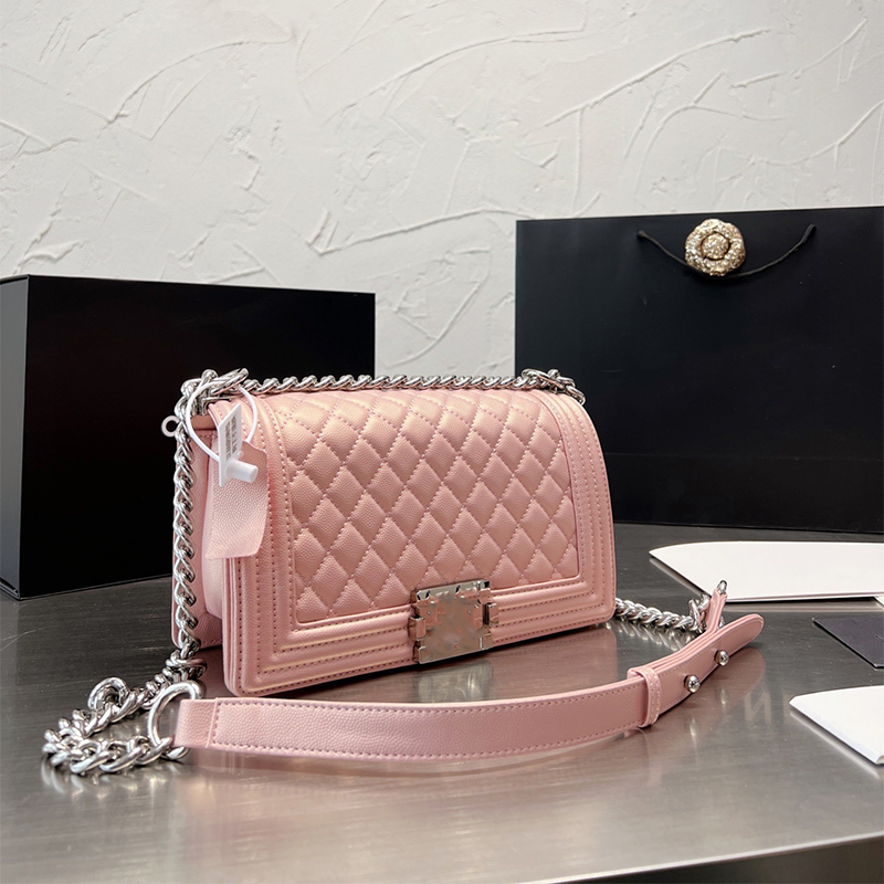 Classic Caviar Luxury Bags Women Luxurys 2022 Designers fashion Shoulder Bags Leather Large Capacity Messenger bag Designer crossbody Handbag High Quality Purse, Black
Classic Caviar Luxury Bags Women Luxurys 2022 Designers fashion Shoulder Bags Leather Large Capacity Messenger bag Designer crossbody Handbag High Quality Purse, Black