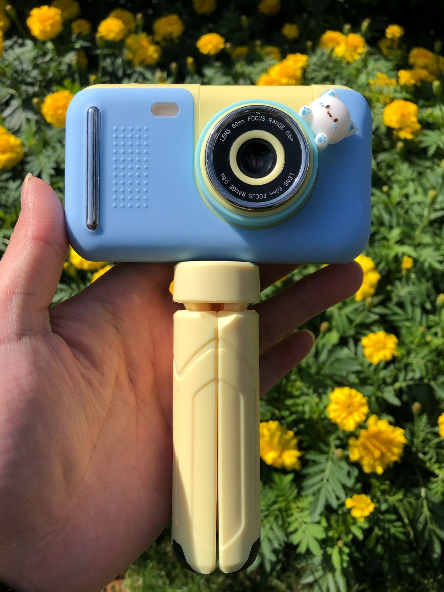 Children's high-definition digital camera 180 degree flip small micro SLR photography