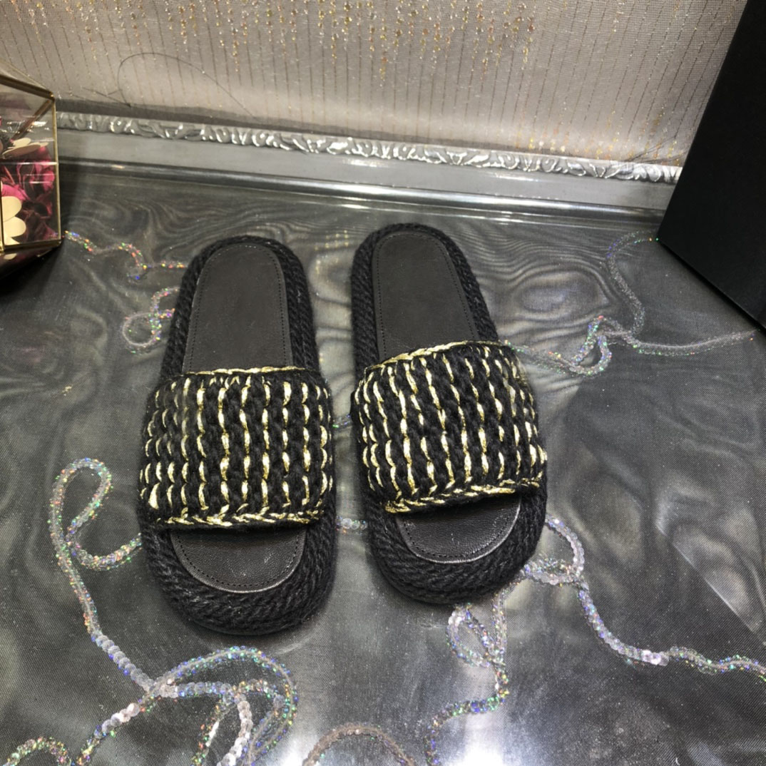 2022 Designer Women Mules Sandal Braided Knit Black Indoor Slippers Summer Luxury Fashion classic Ladies Beach striped Flat Flip Flops Shoes, Clear
2022 Designer Women Mules Sandal Braided Knit Black Indoor Slippers Summer Luxury Fashion classic Ladies Beach striped Flat Flip Flops Shoes, Clear