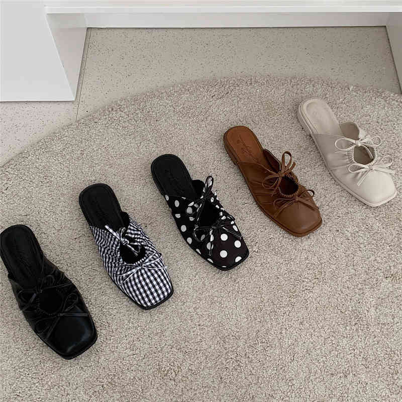 Slipper Women Square Toe Loafer Fabric Closed Butterfly Knot Slip on Slide Woman Sandal Low Heel Mule 220622, Black 1
Slipper Women Square Toe Loafer Fabric Closed Butterfly Knot Slip on Slide Woman Sandal Low Heel Mule 220622, Black 1