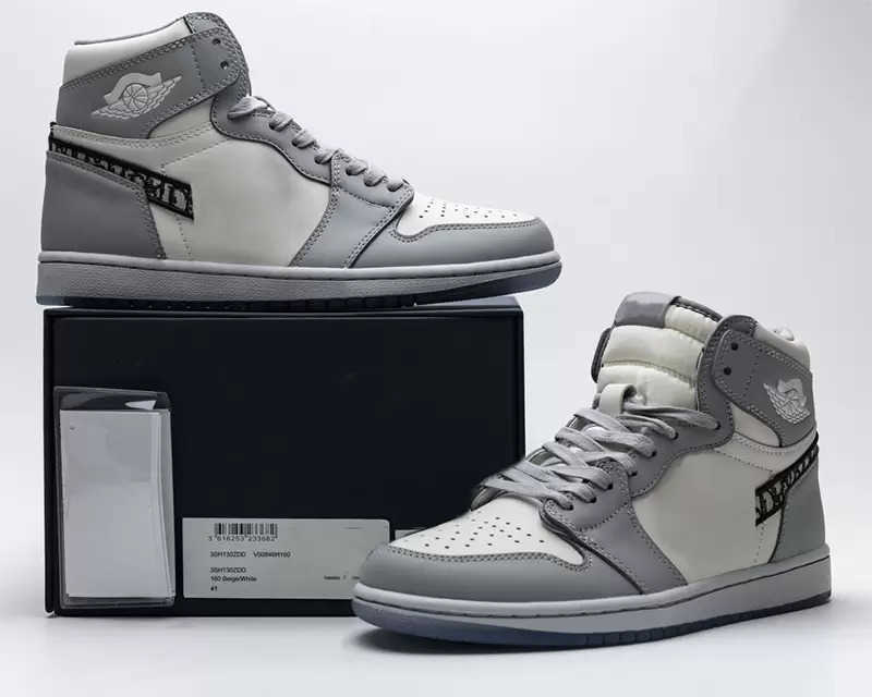 2021 Top Quality Basketball Shoes 1S Jumpman 1 High Womens Mens White Gray Luxury Design Outdoor Sports Sneakers Topsportsmarket With Box, #1
2021 Top Quality Basketball Shoes 1S Jumpman 1 High Womens Mens White Gray Luxury Design Outdoor Sports Sneakers Topsportsmarket With Box, #1