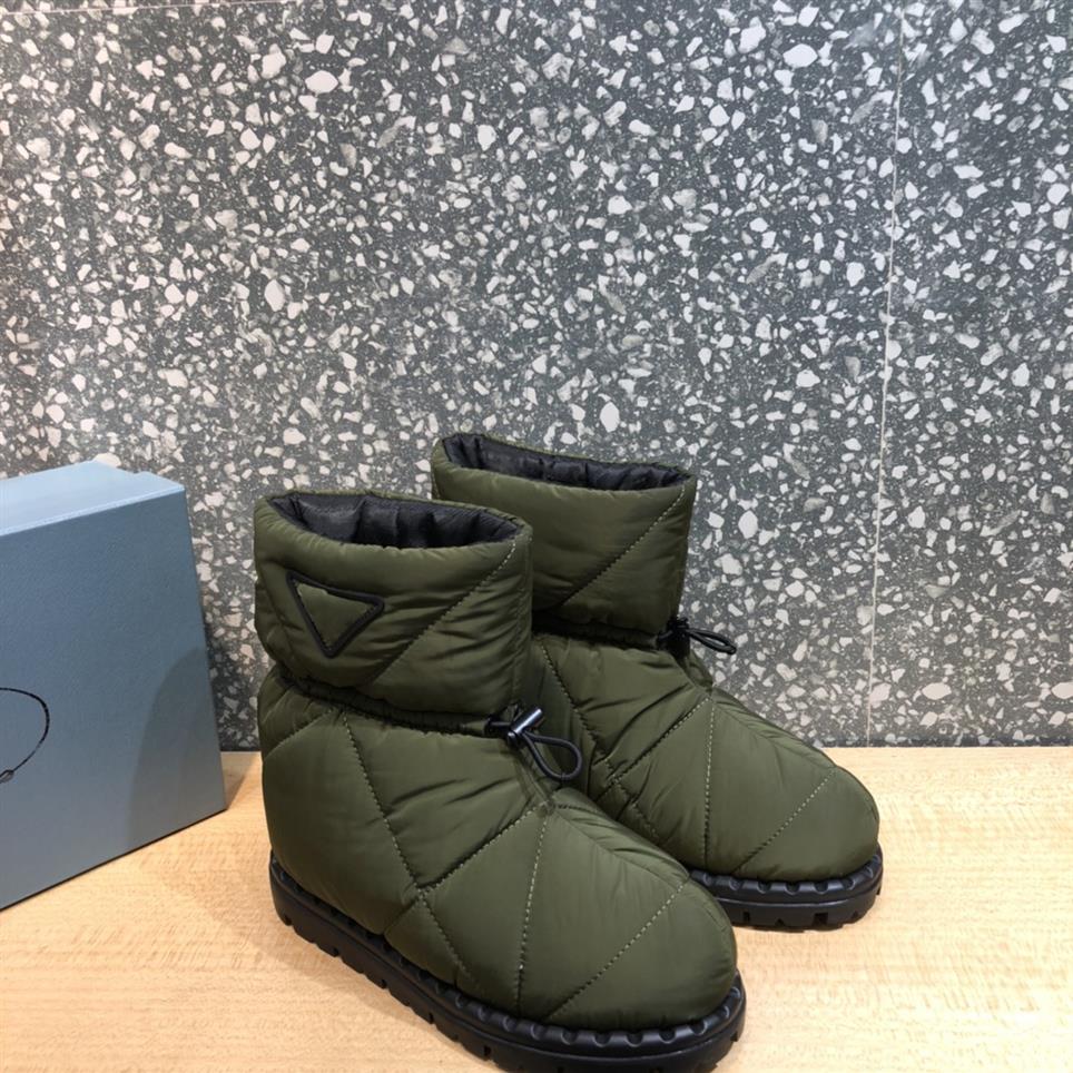 Designers Women shoes Padded Nylon Slip on boot Down slippers mules Classic Snow Quilted Booties White Black Orange Fabric Linings227J, 11#
Designers Women shoes Padded Nylon Slip on boot Down slippers mules Classic Snow Quilted Booties White Black Orange Fabric Linings227J, 11#